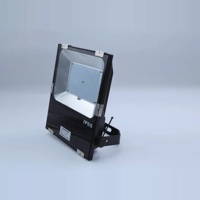 LED Landscape Spotlight & Floodlight 30–200 W — view 5