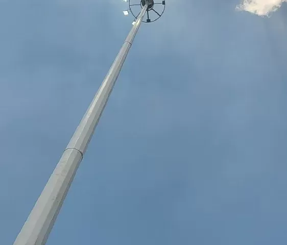 32 m High Mast Lighting for a Steel Pipe Plant