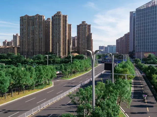 Liancheng Bridge and Liancheng Avenue, Xiangtan — photo 4