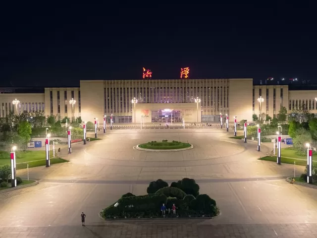 Xiangtan Railway Station Plaza Lighting